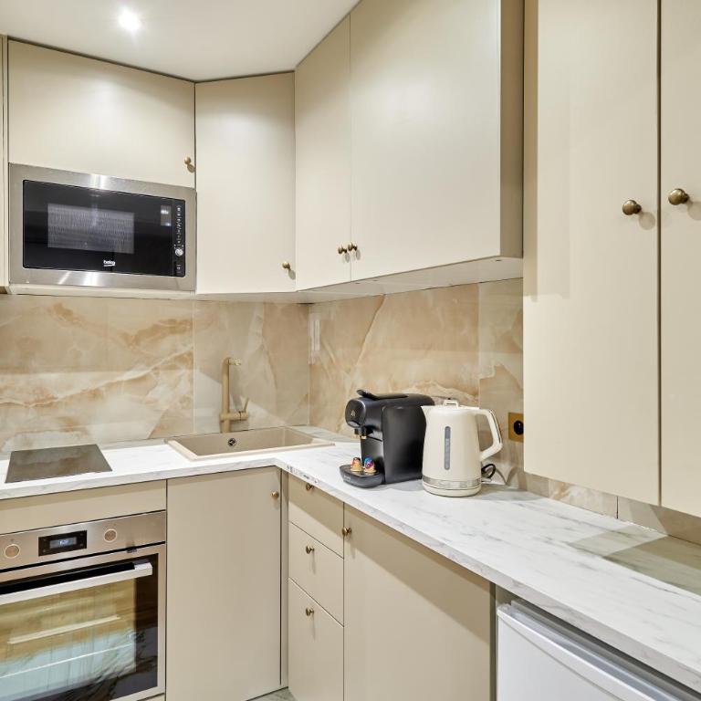Rent a Room - Studio Bonne Nouvelle - Double Room - 5