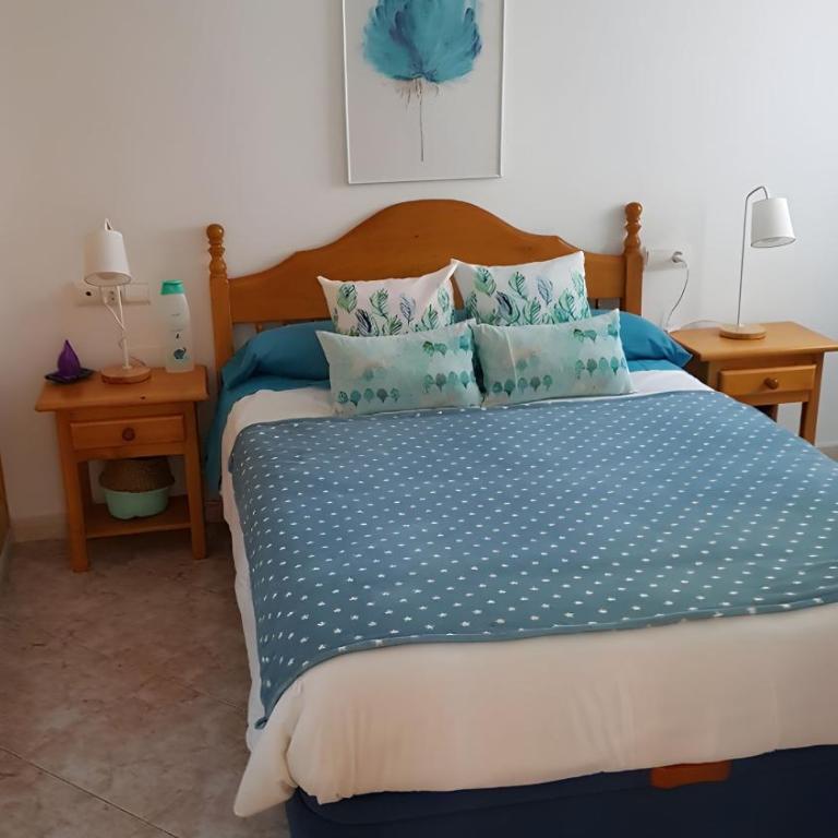 Comfortable Holiday Apartment in Torrevieja with Pool and Near the Sea - Apartment - 22