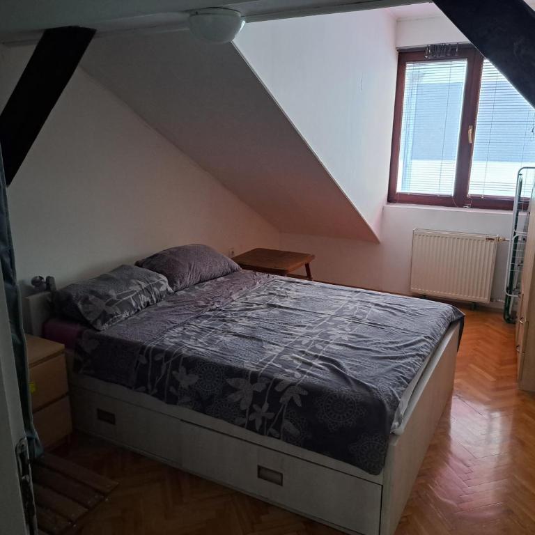 Synagogue view apartment - Apartman sa 1 Spavaćom Sobom - 3