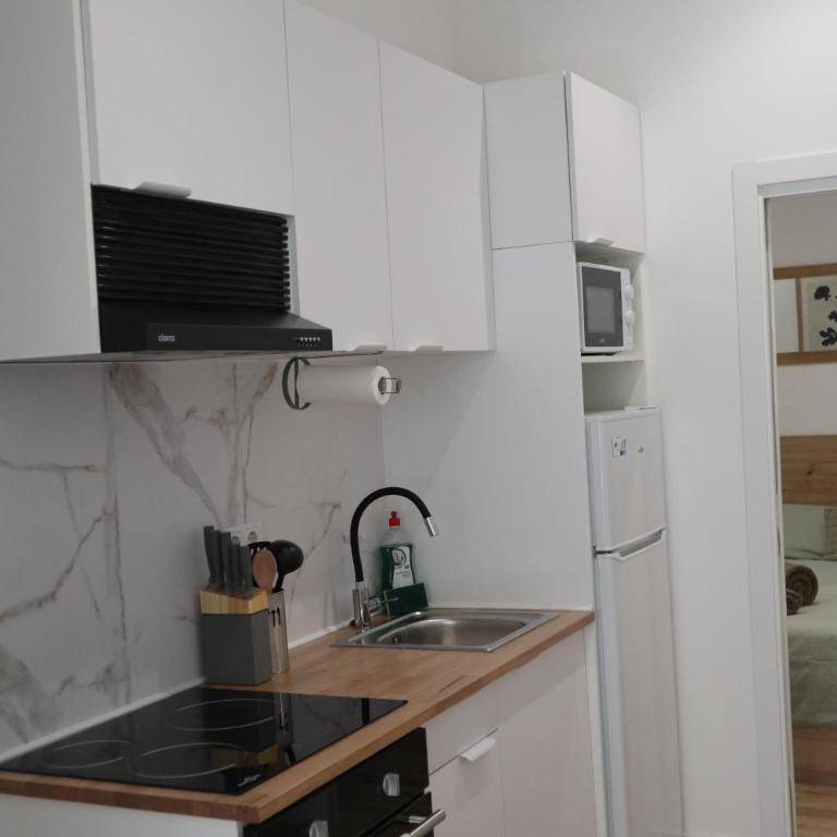 Bonito piso en Madrid - Two-Bedroom Apartment - 11