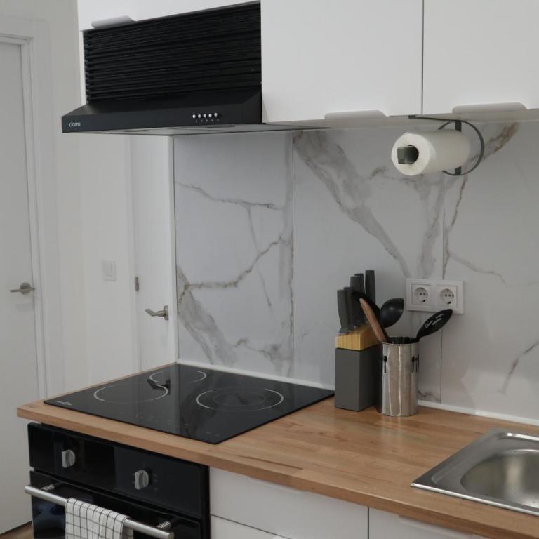Bonito piso en Madrid - Two-Bedroom Apartment - 13