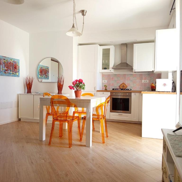 La Bombonieras - Appartamento con 2 Camere da Letto - 12