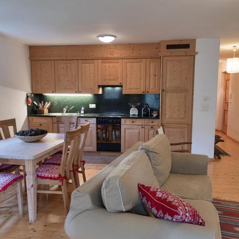 Chesa Filia - La Punt - Apartment mit 2 Schlafzimmern - 2