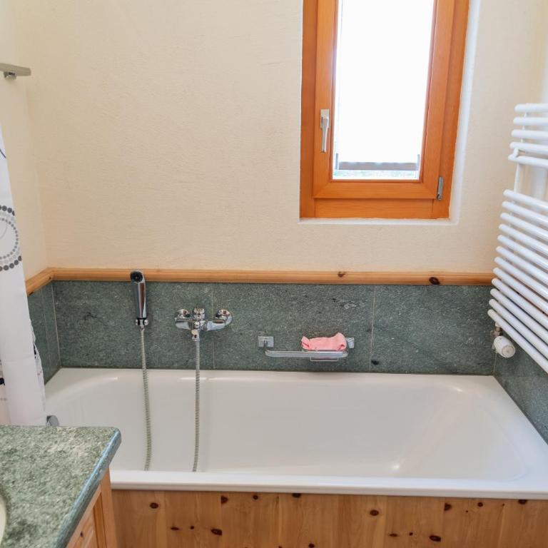 Chesa Filia - La Punt - Apartment mit 2 Schlafzimmern - 9