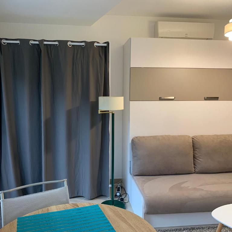 Studio chambre Hôte - One-Bedroom Apartment - 12