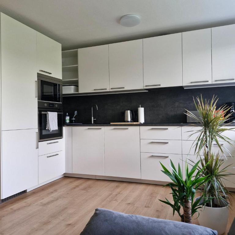 FeWo Herz im Allgäu 2 - Apartment mit 2 Schlafzimmern und Gartenblick - 13