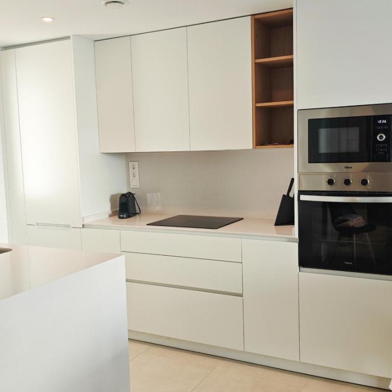 Modern 2Bedroom Apartment near the Beach - Apartamento de 2 dormitorios con vistas a la piscina - 4