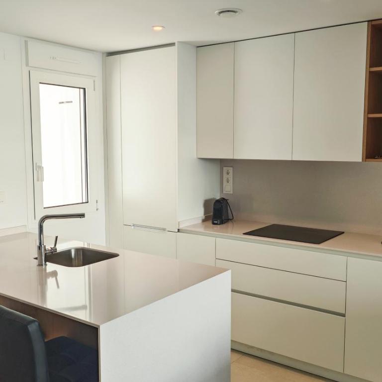 Modern 2Bedroom Apartment near the Beach - Apartamento de 2 dormitorios con vistas a la piscina - 3