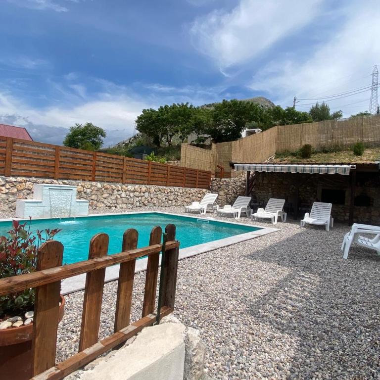 House on the hill - Apartman sa Pogledom na Grad - 2