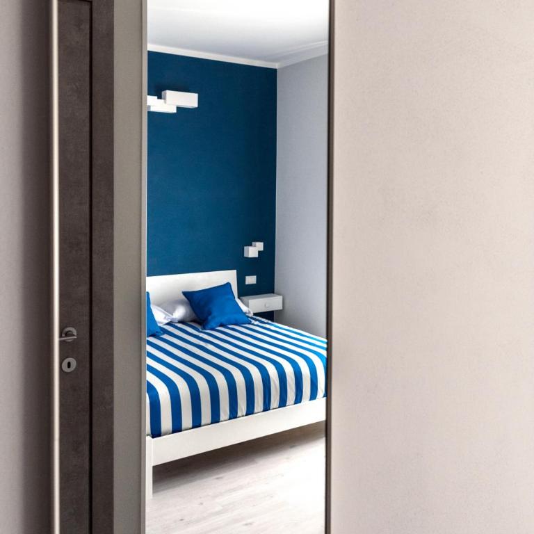 Affittacamere Poerio - Camera Matrimoniale con Bagno Privato - 3