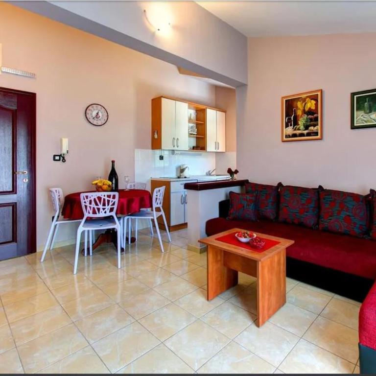 Vila Koral - Studio Apartment with King Bed - 2