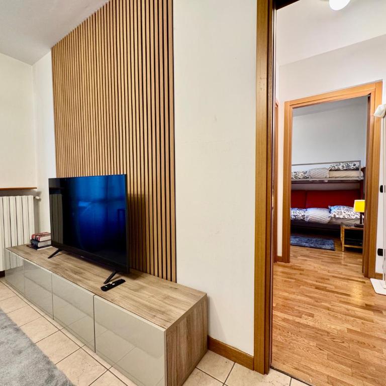 Spacious 2-Bedroom Apartment with Large Terrace - Appartamento con 2 Camere da Letto e Terrazza - 8