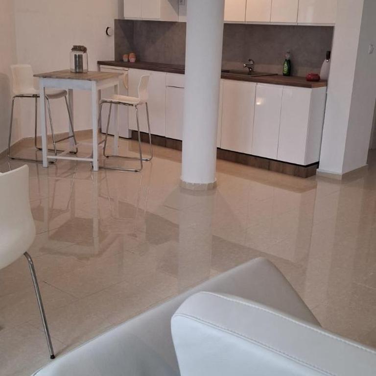 Villa Azale - Two-Bedroom Apartment - 5