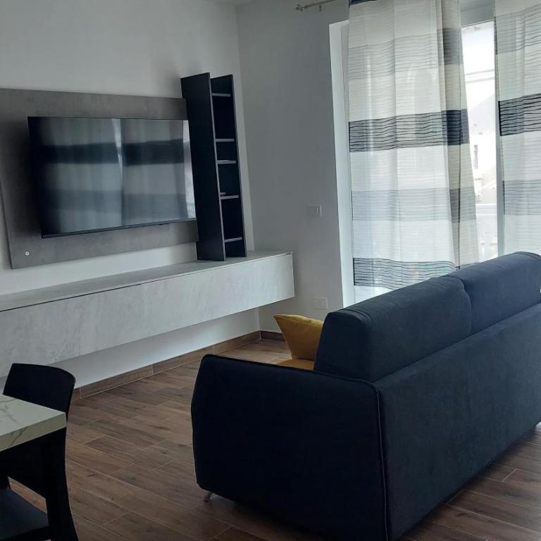 Casa Aurora - One-Bedroom Apartment with River View - 4