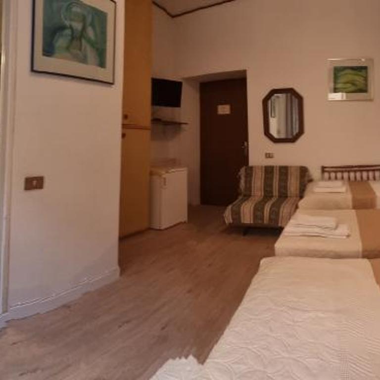 B&B Vaticanrooms - Quadruple Room - 7