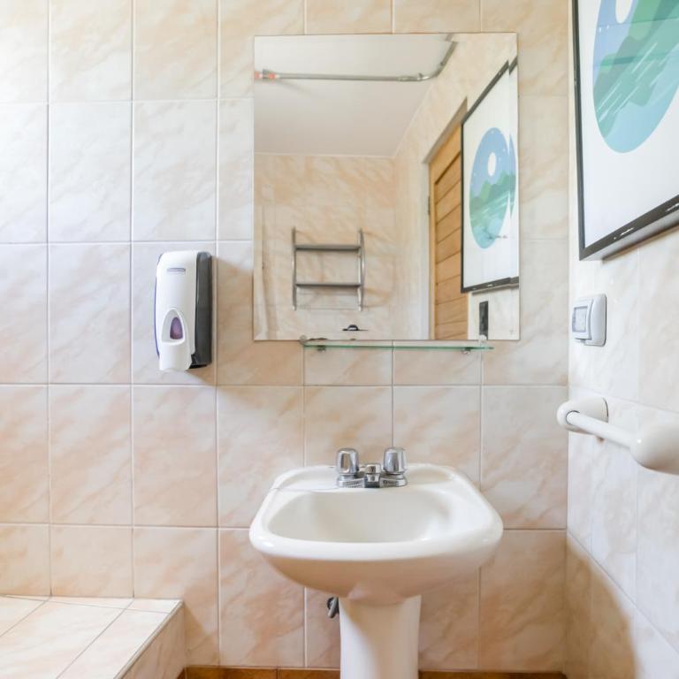 qema Arequipa - Cama en habitación compartida mixta de 4 camas - 5