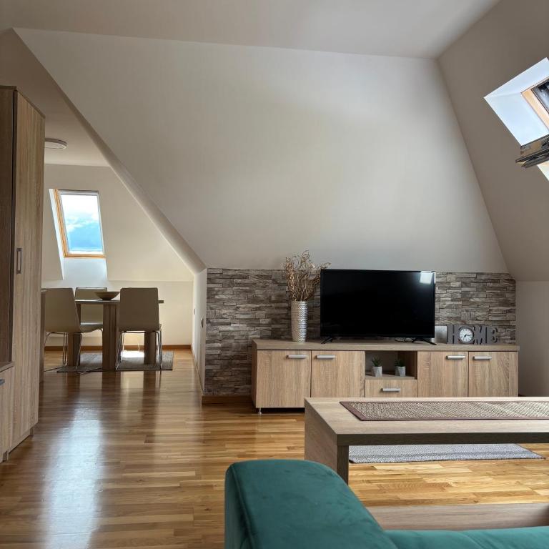 Alexandro Apartmani Zlatibor - King Studio with Sofa Bed - 7