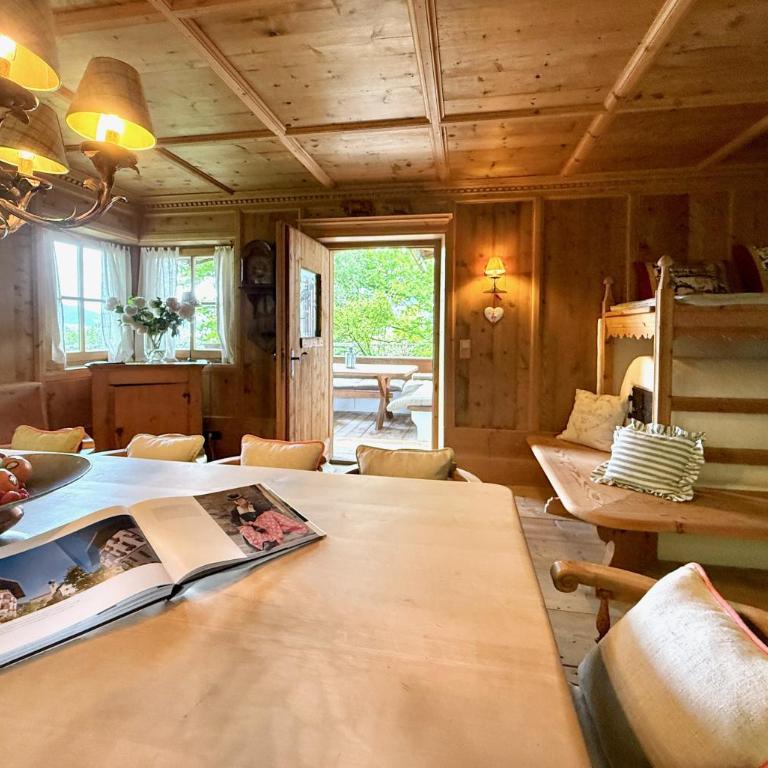 KitzDiamant with Pool, Sauna & Garden Deluxe by Belle-Stay - Haus mit 4 Schlafzimmern - 10
