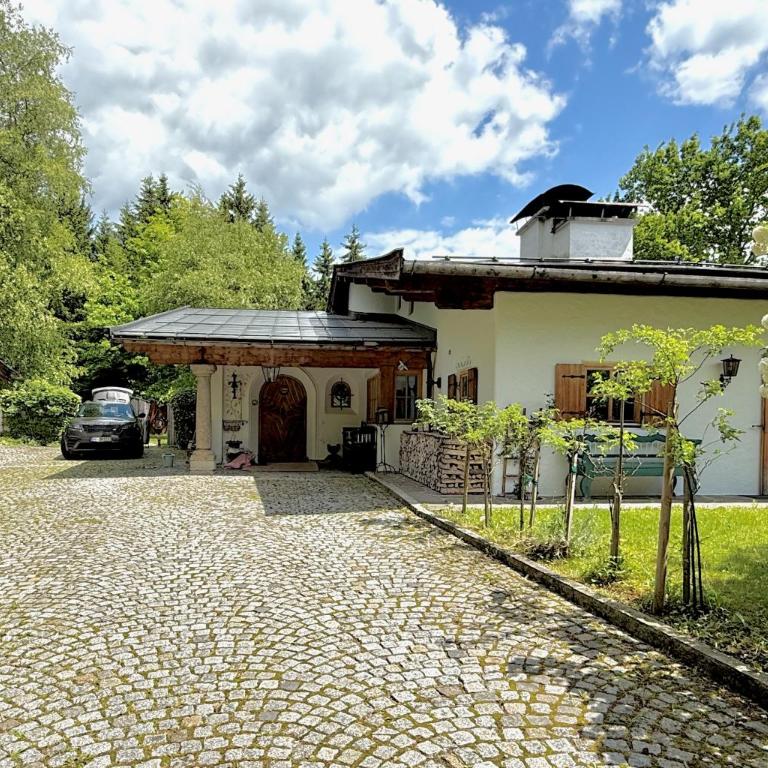 KitzDiamant with Pool, Sauna & Garden Deluxe by Belle-Stay - Haus mit 4 Schlafzimmern - 80