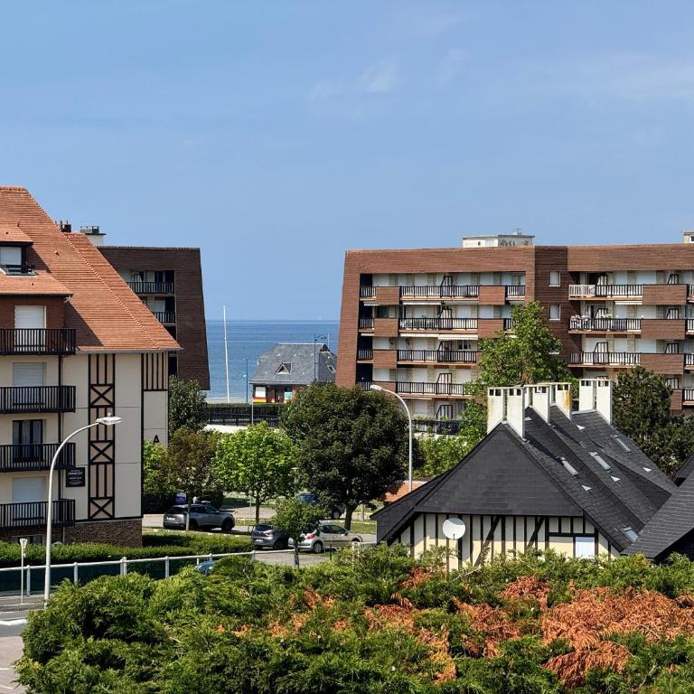 Appartement cosy proche plage, belle vue, loggia vitrée - FR-1-712-13 - Appartement - 13