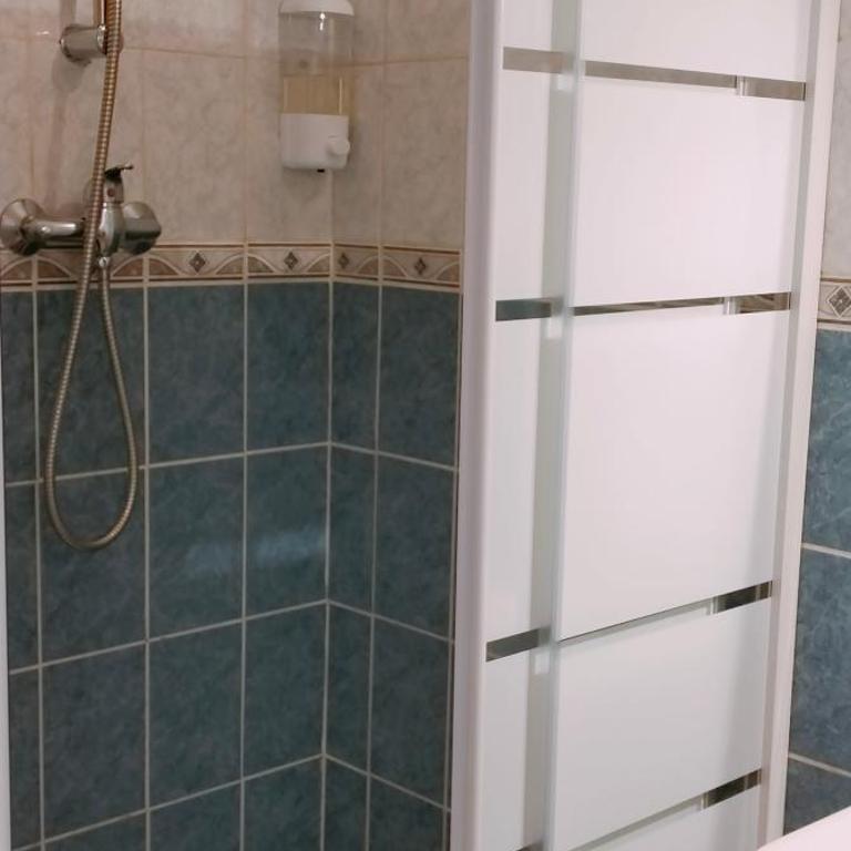 Le petit soleil, 5 mn de la plage et de l'embarcadère, parking et wifi gratuits - Appartement 1 Chambre - 5