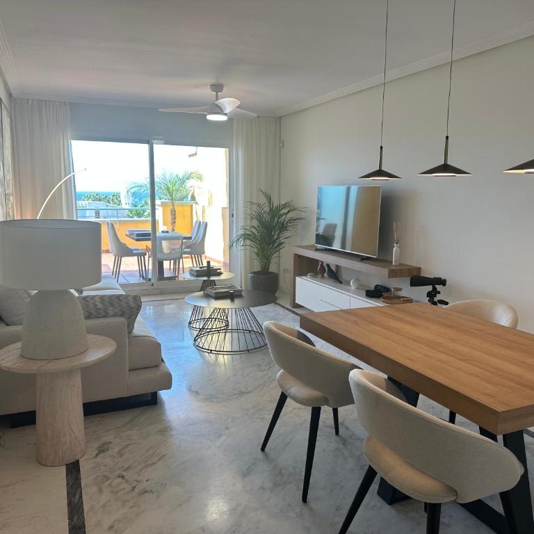 Apartamento Playa Bahia Marbella Elizabeth Luxury - Apartamento con vistas al mar - 4
