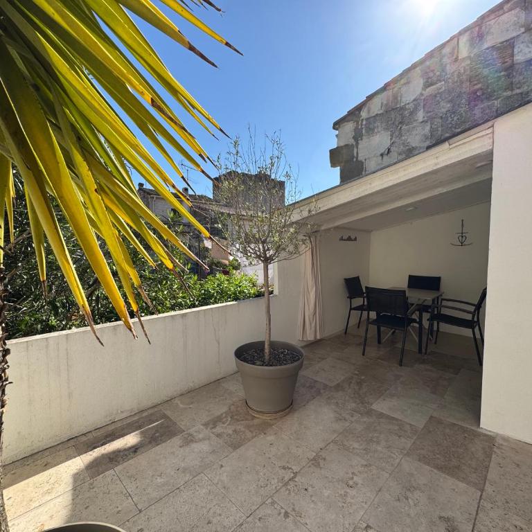Bel Appartement Terrasse Intra Muros - Certifié Étoiles de France - Appartement 1 Chambre - 5