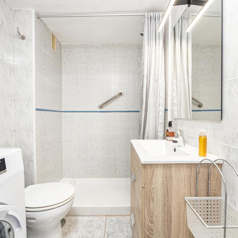 Holiday Dream near Yumbo - One-Bedroom Apartment - 26