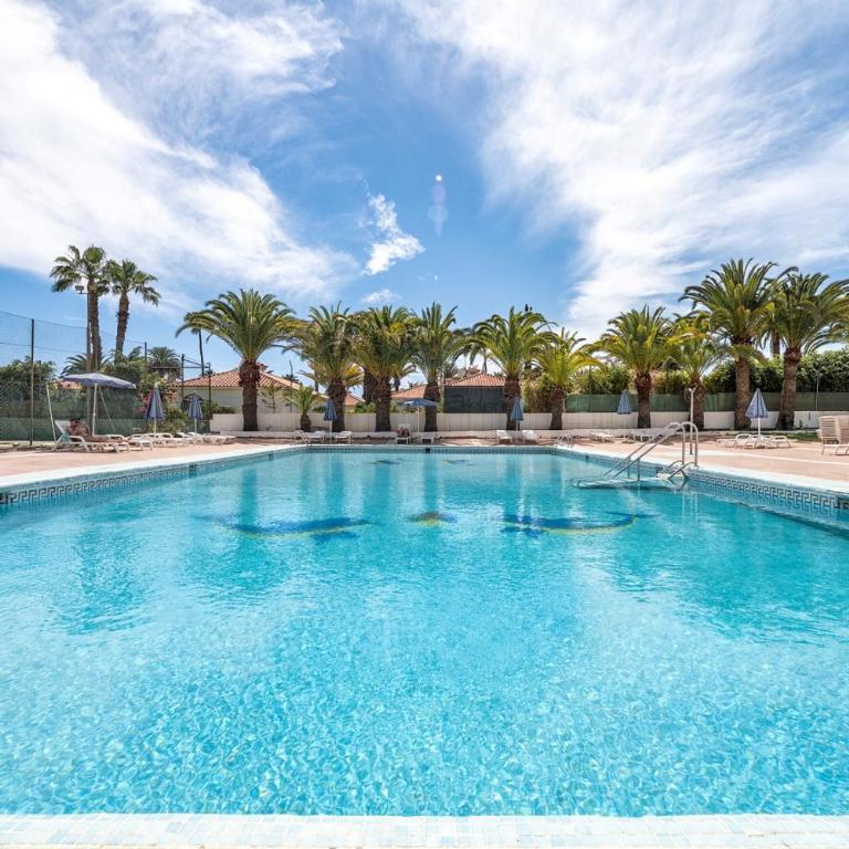 Holiday Dream near Yumbo - One-Bedroom Apartment - 2