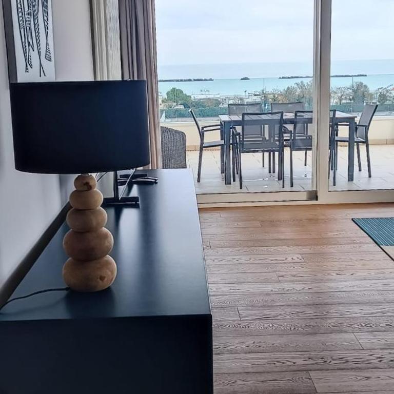 Residence Millecento - Aperto tutto l'anno - Suite Superior con Vista Mare - 1
