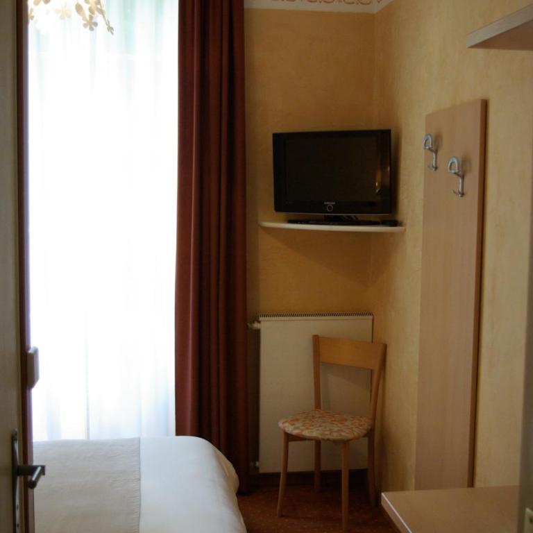 Le Mirval - Petite Chambre Double - 4