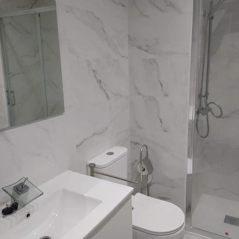 Carihuela Núcleo Cristal 2 - One-Bedroom Apartment - 5