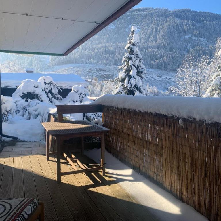 Ferienappartements Alpenwelt - Two-Bedroom Apartment with Mountain View - 7