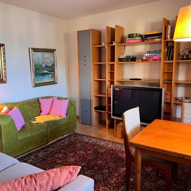 Ferienappartements Alpenwelt - Two-Bedroom Apartment with Mountain View - 16