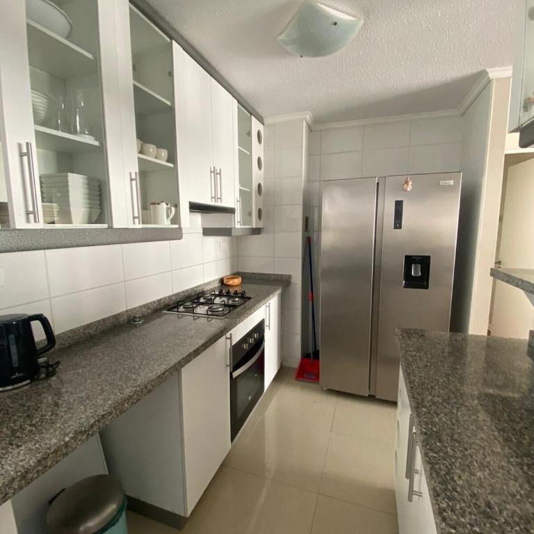 Lindo departamento vista Club de golf Santo domingo, cerca de parque Tricao - Apartamento de 3 dormitorios con vistas - 16