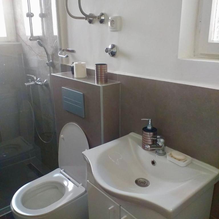 Lemon tree villa - Four-Bedroom House - 18