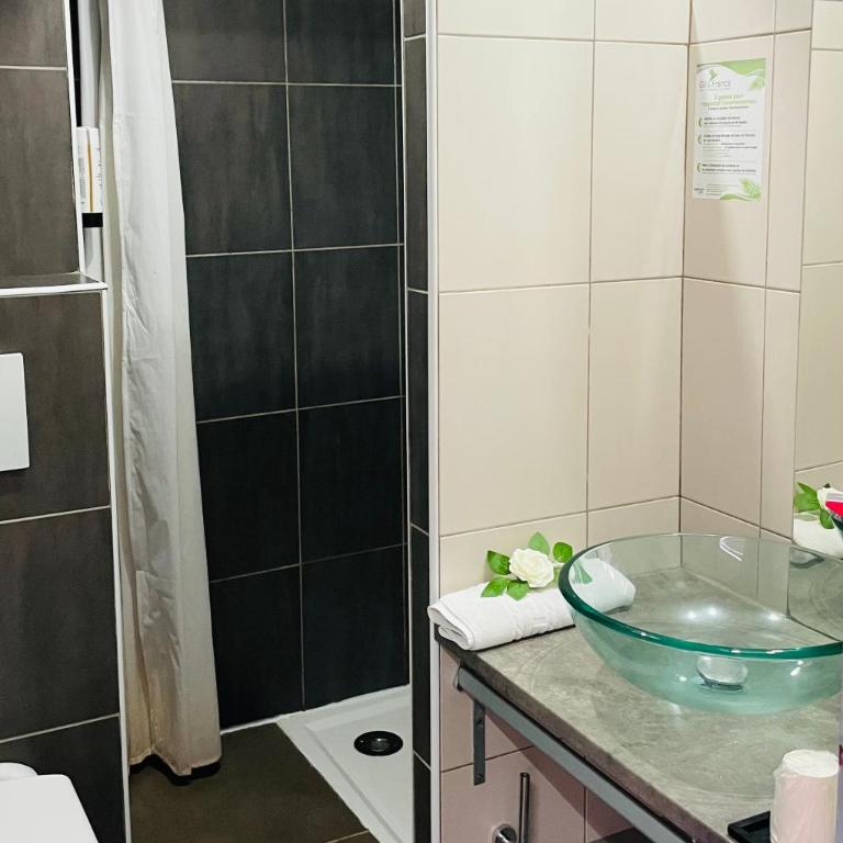 Hotel & Spa Gil de France Cap d'Agde - Chambre Familiale avec Accès à la Piscine Chauffée - 19