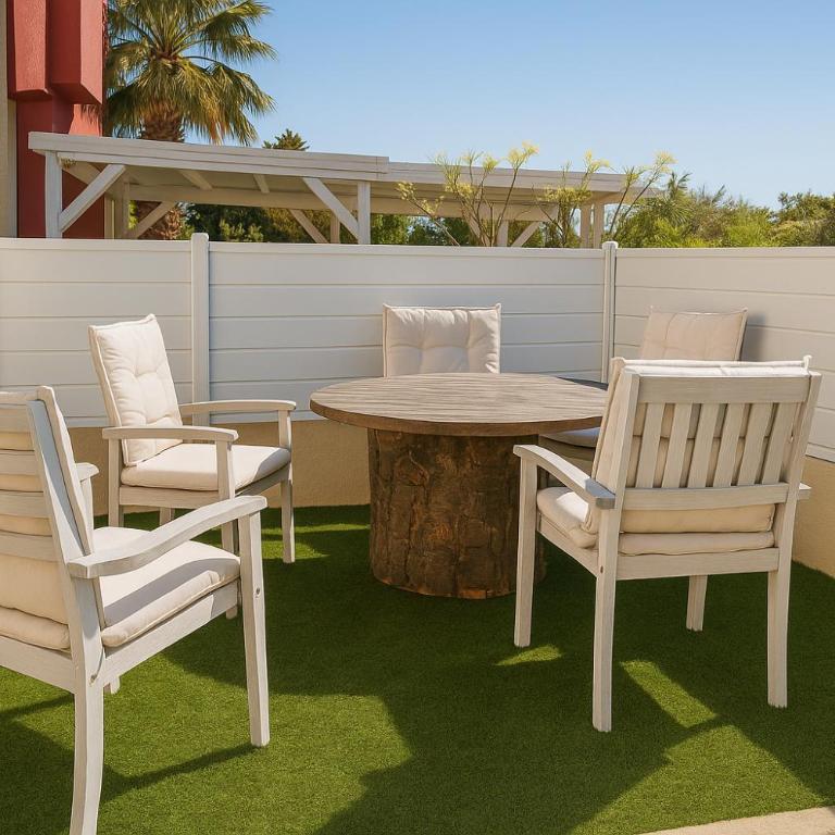 Hotel & Spa Gil de France Cap d'Agde - Suite Junior avec Terrasse et Accès à la Piscine Chauffée - 17