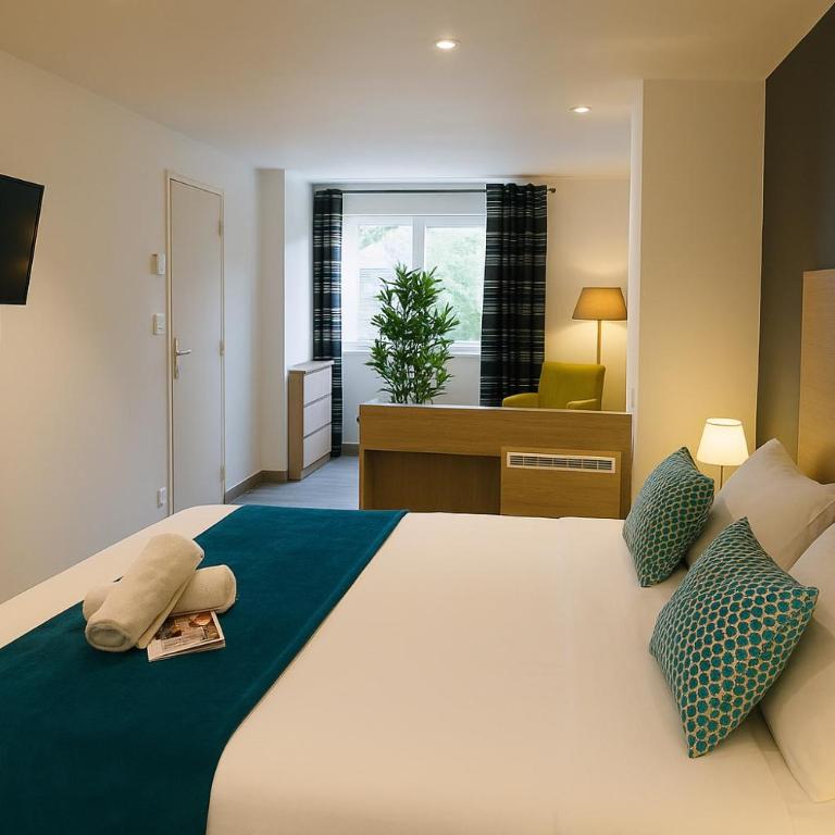 Hotel & Spa Gil de France Cap d'Agde - Suite avec Terrasse et Accès à la Piscine Chauffée - 15