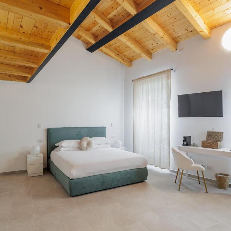Basco Guest House - Ampia Camera Matrimoniale - 1