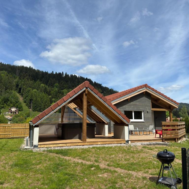 Chalet du saut de la bourrique, plain-pied, SPA couvert, terrain clôturé - Chalet 2 Chambres - 3
