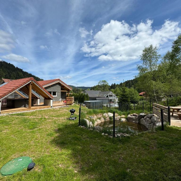 Chalet du saut de la bourrique, plain-pied, SPA couvert, terrain clôturé - Chalet 2 Chambres - 11