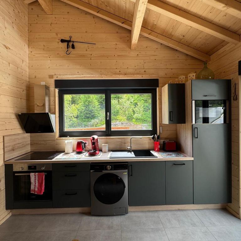 Chalet du saut de la bourrique, plain-pied, SPA couvert, terrain clôturé - Chalet 2 Chambres - 10