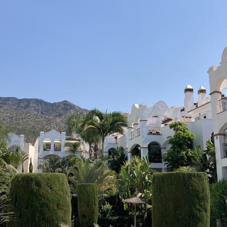 Duplex-penthouse with stunning panoramic view - Suite with Mountain View - 46