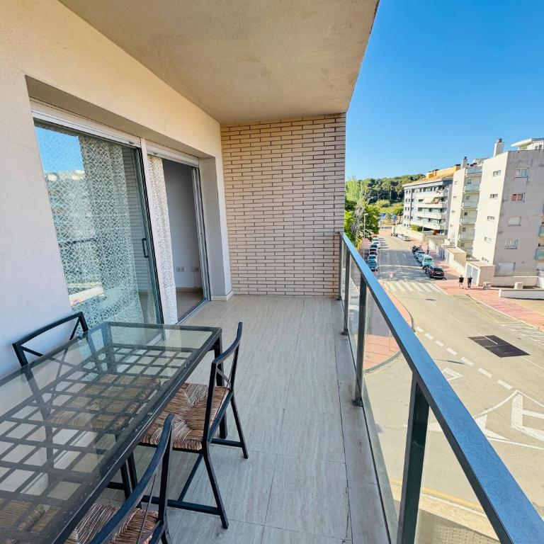 Magnífico piso con piscina y terraza grande cerca de la playa - Apartamento de 2 dormitorios con vistas a la montaña - 7