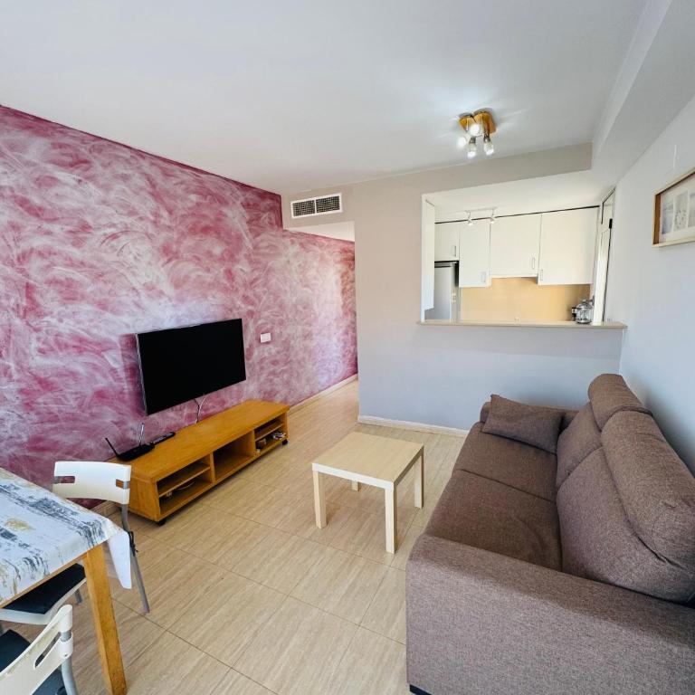 Magnífico piso con piscina y terraza grande cerca de la playa - Apartamento de 2 dormitorios con vistas a la montaña - 10