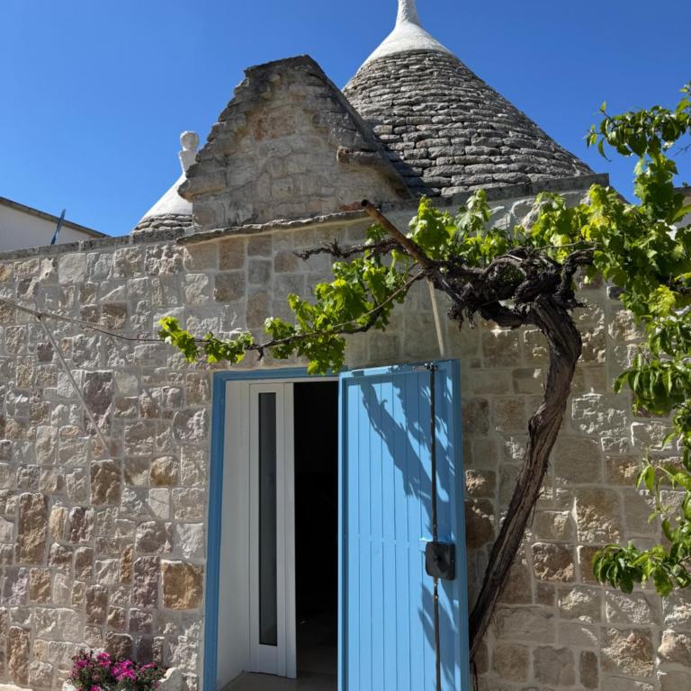 Villa Fiore - Three-Bedroom House - 30