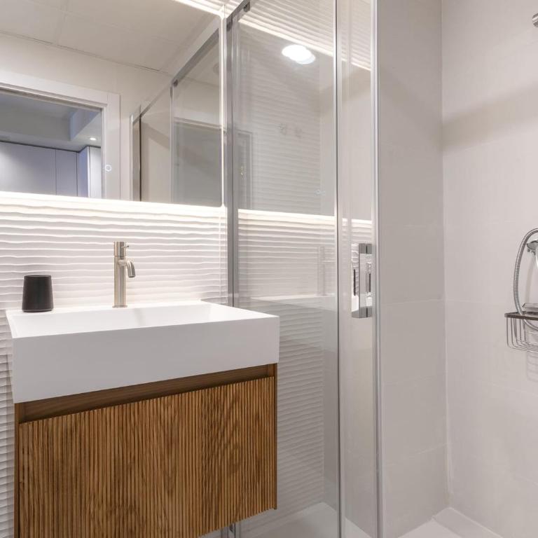 Pass the Keys Chic Retreat in the heart of La Cala - One-Bedroom Apartment - 6