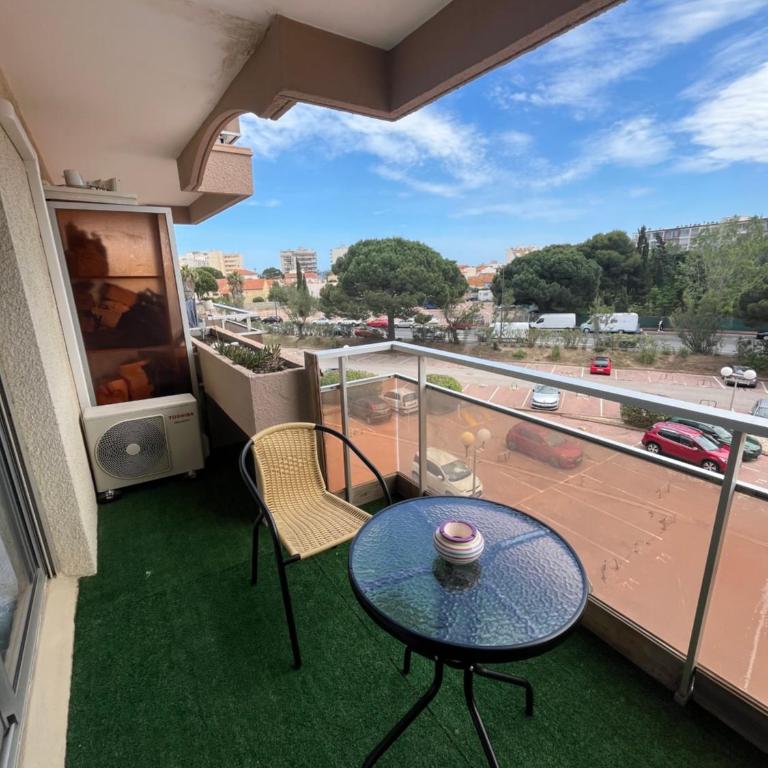 studio climatisé avec parking - Appartamento con 1 Camera da Letto - 8