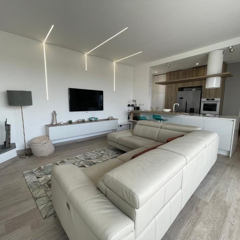 YCH-Attico con splendida vista su Villa Ada - Apartment mit 1 Schlafzimmer - 7